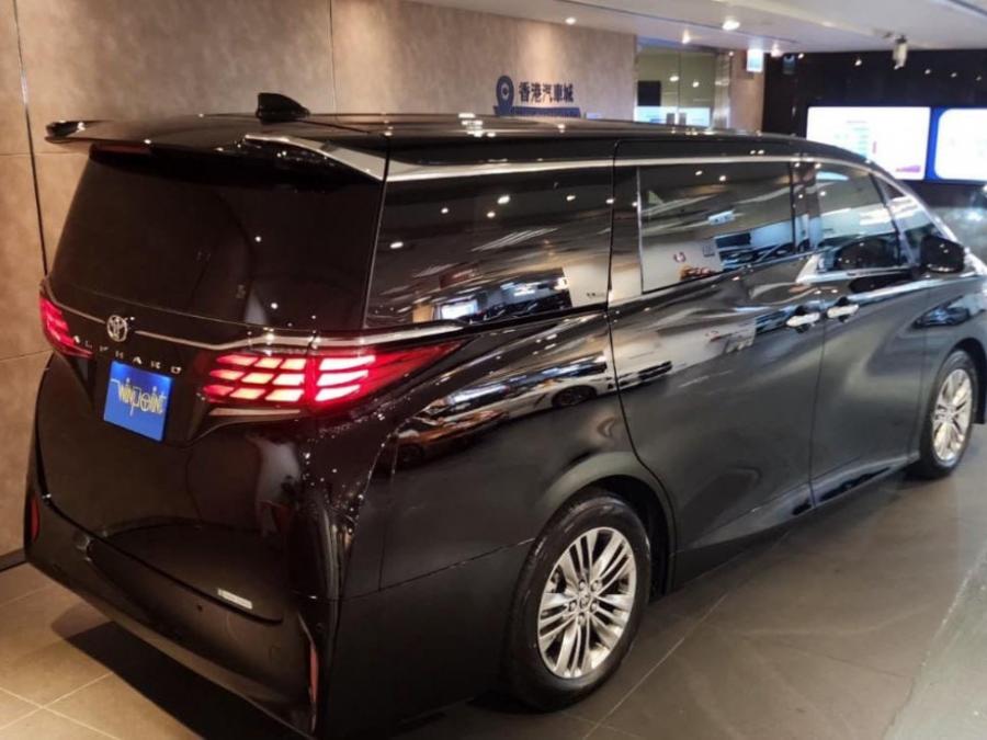 Alphard 2.5Z - Image 7