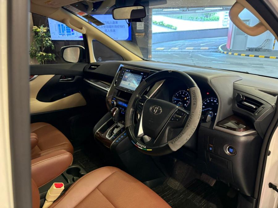 Alphard 2.5 - Image 3