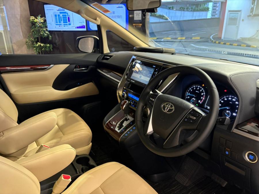 Alphard 2.5 - Image 3