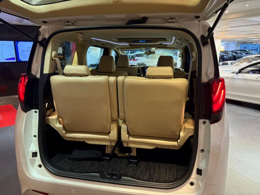 Alphard 2.5 - Image 7