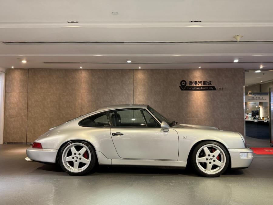 911 Carrera 4 964 manual - Image 3