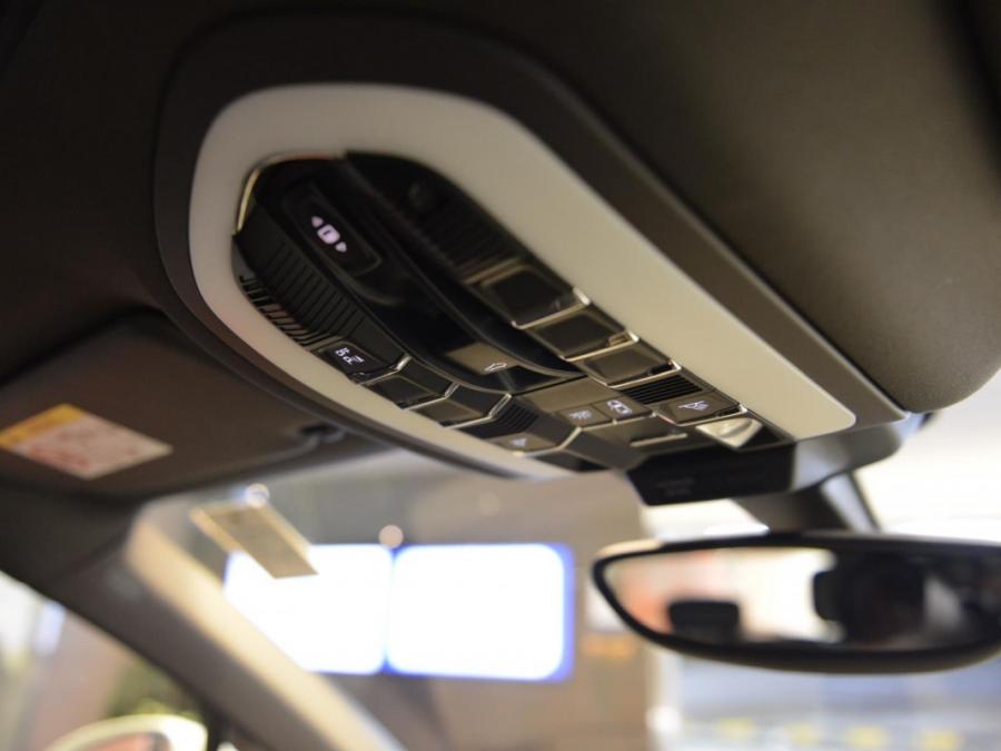 MACAN - Image 20