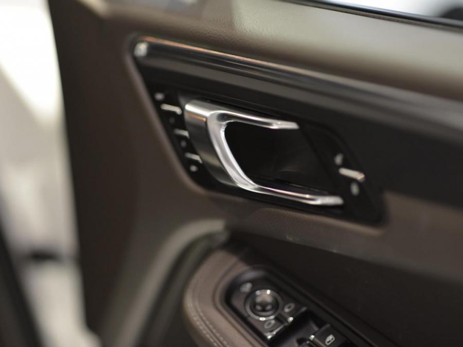 MACAN - Image 6