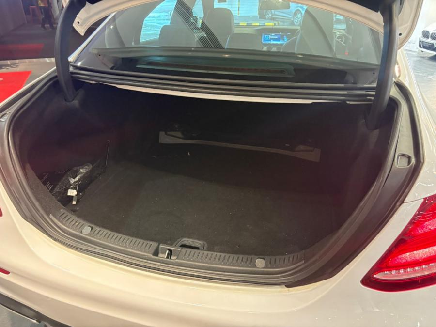 E200 AMG Facelift - Image 8