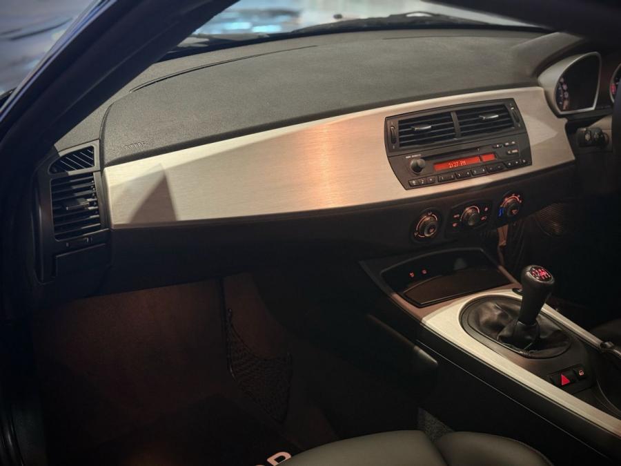 Z4 M COUPE - Image 11