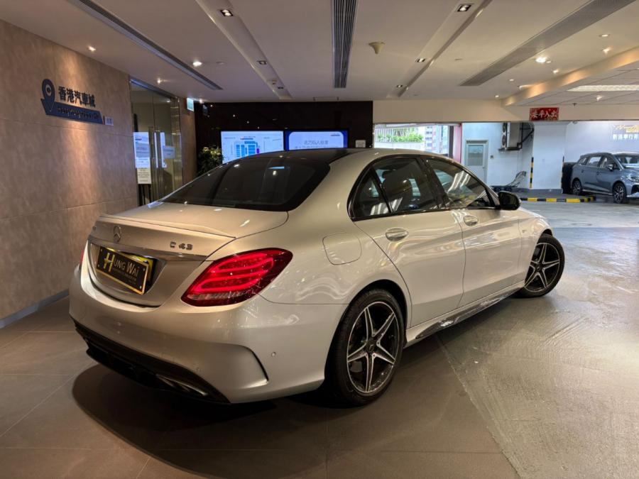 C43 AMG 4Matic - Image 2