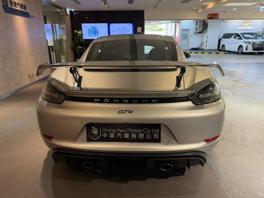 Cayman GT4 - Image 4
