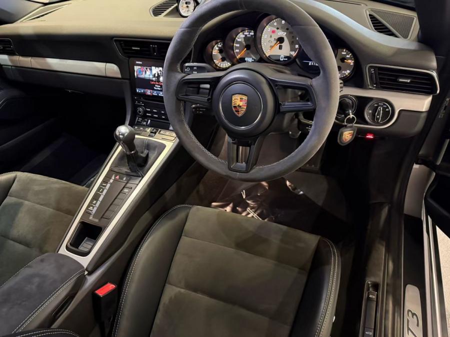 991.2 GT3 - Image 6