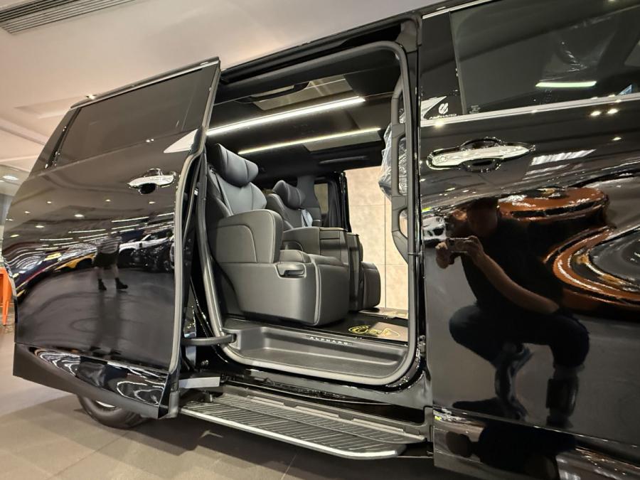 ALPHARD 2.5 Z - Image 6