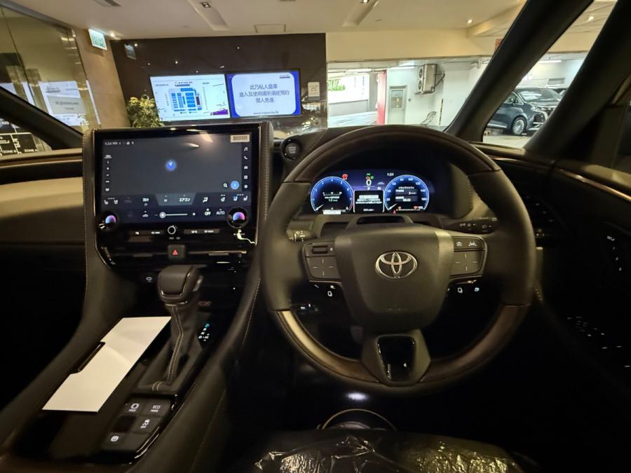ALPHARD 2.5 Z - Image 7