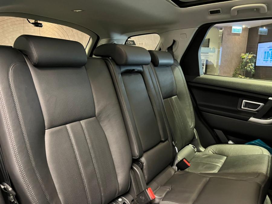 Discovery Sport SE 7S - Image 7
