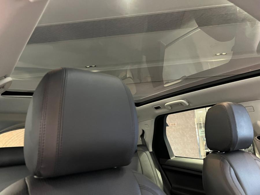 Discovery Sport SE 7S - Image 6