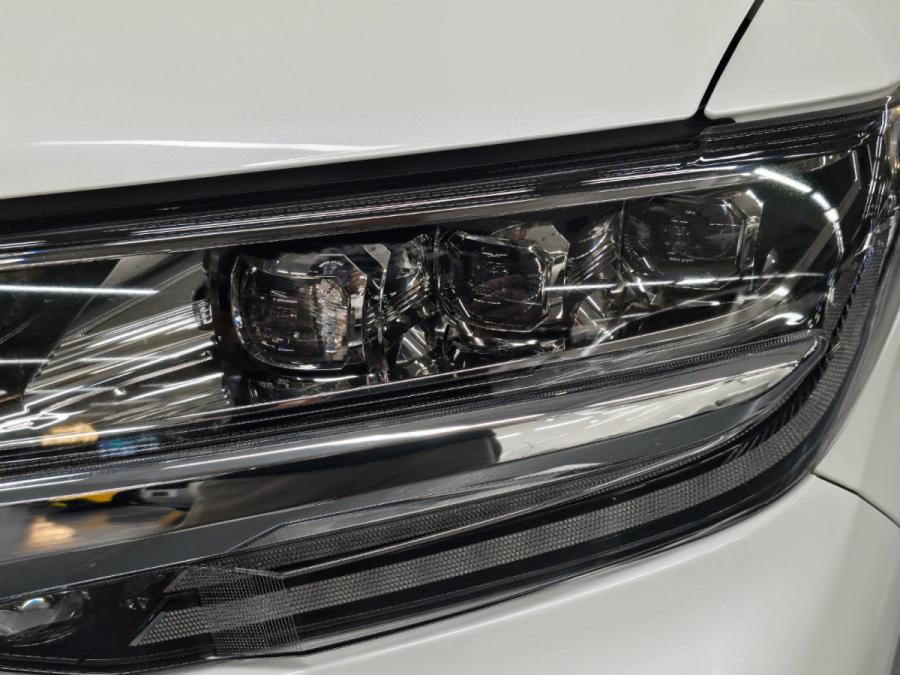 ALPHARD 3.5 SC - Image 4
