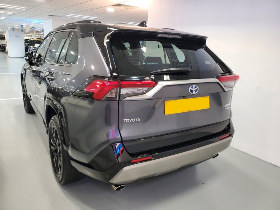 RAV 4 HYBRID - Image 11