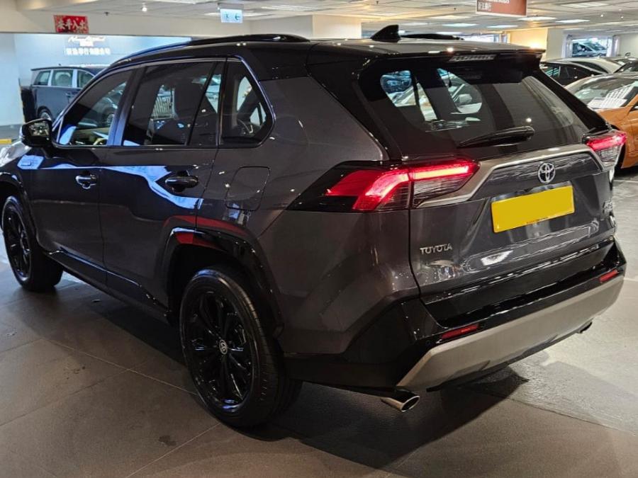 RAV 4 HYBRID - Image 3