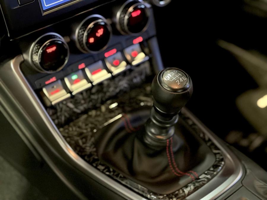 BRZ 2.4 RWD 6MT - Image 8