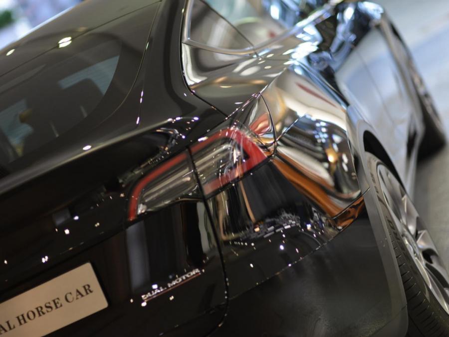 MODEL  Y  PERFORMANCE - Image 7