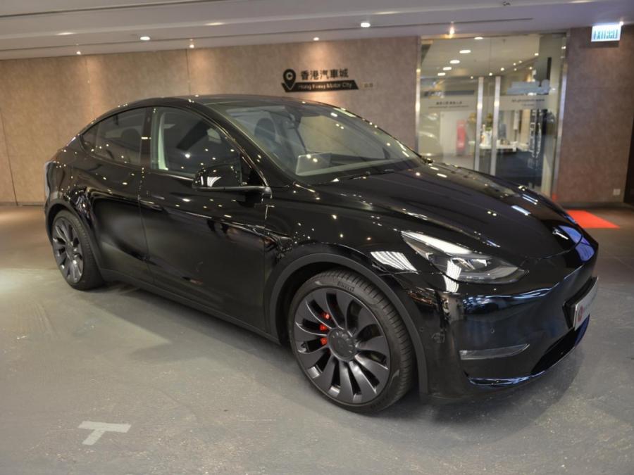 MODEL  Y  PERFORMANCE - Image 16