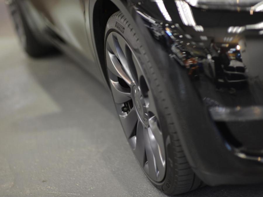 MODEL  Y  PERFORMANCE - Image 6