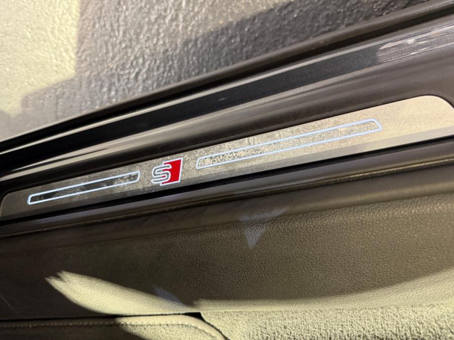 Q7 55 TFSI QUATTRO S LINE - Image 18