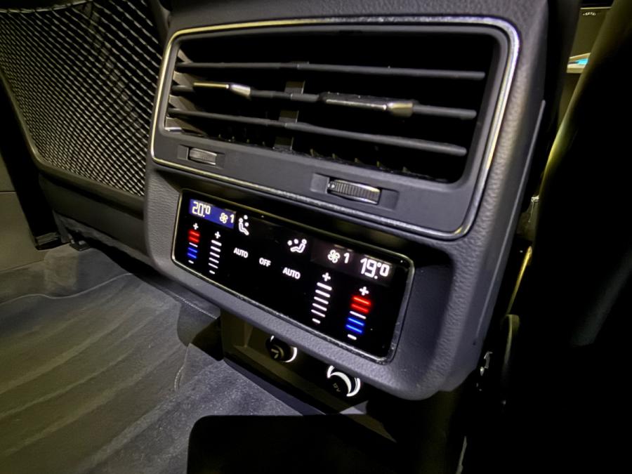 Q7 55 TFSI QUATTRO S LINE - Image 10