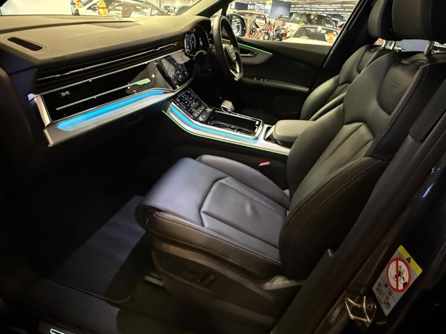 Q7 55 TFSI QUATTRO S LINE - Image 4
