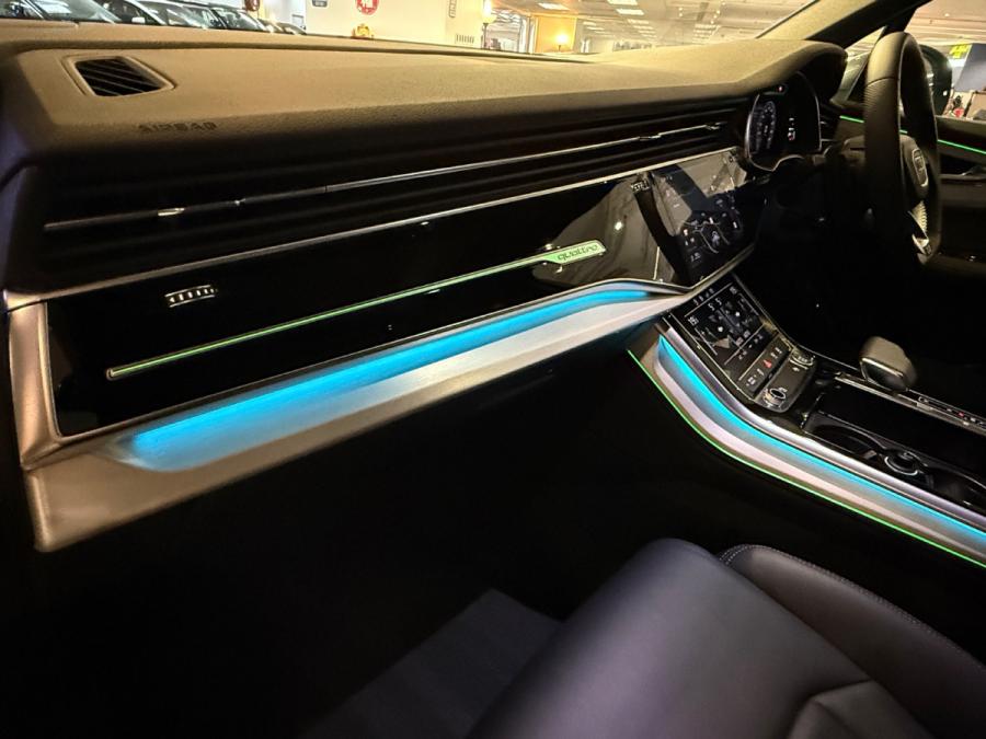 Q7 55 TFSI QUATTRO S LINE - Image 3