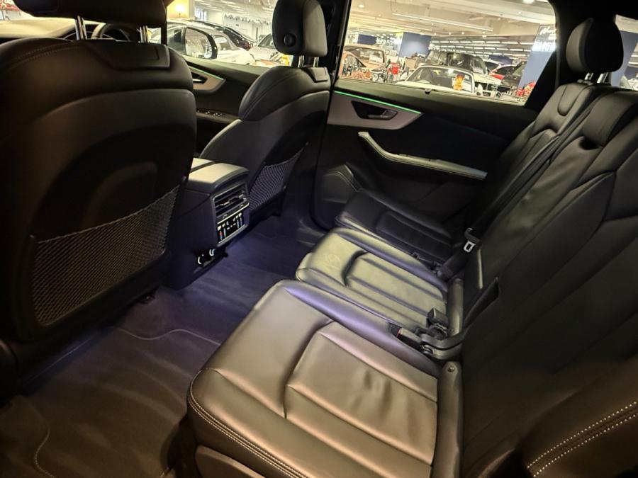 Q7 55 TFSI QUATTRO S LINE - Image 22