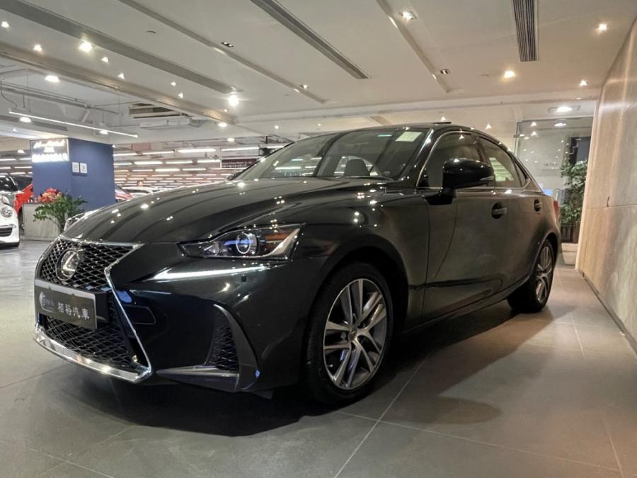 Lexus IS300 - Image 2