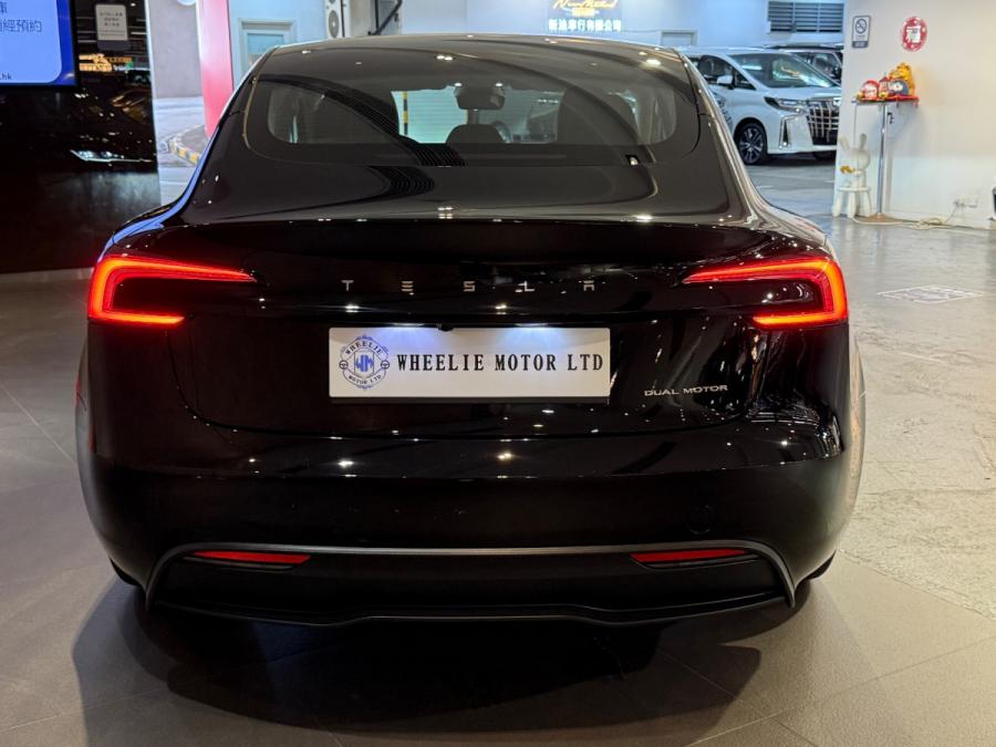 Model  3 long Range Dual  All Wheel - Image 12
