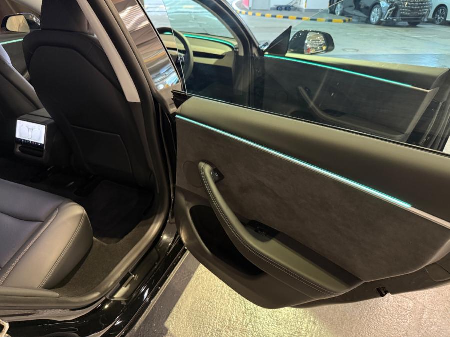Model  3 long Range Dual  All Wheel - Image 2