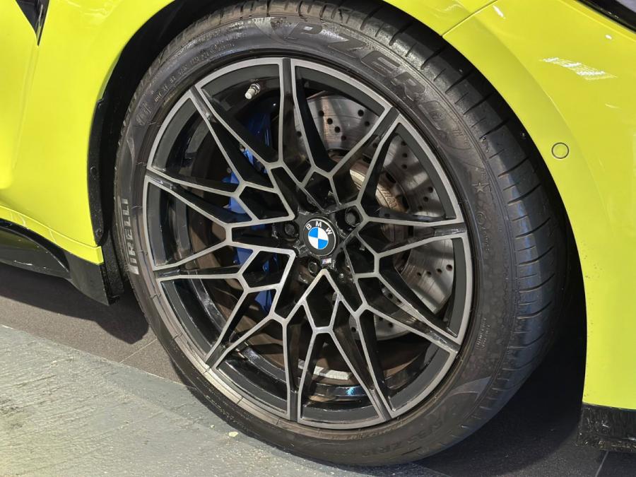 M3 SALOON MANUAL - Image 2