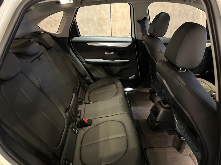 218i Active Tourer - Image 4
