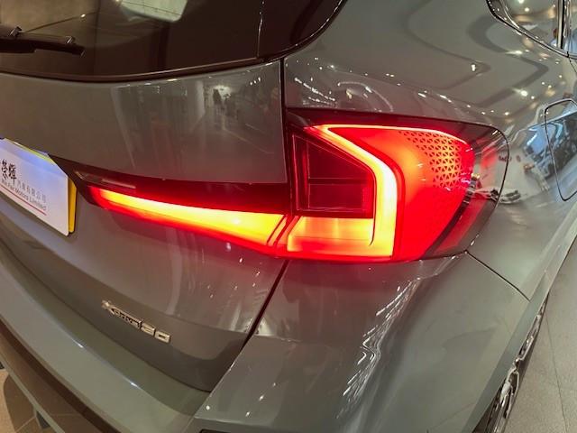 iX1 XDRIVE30 M SPORT EDITION - Image 13