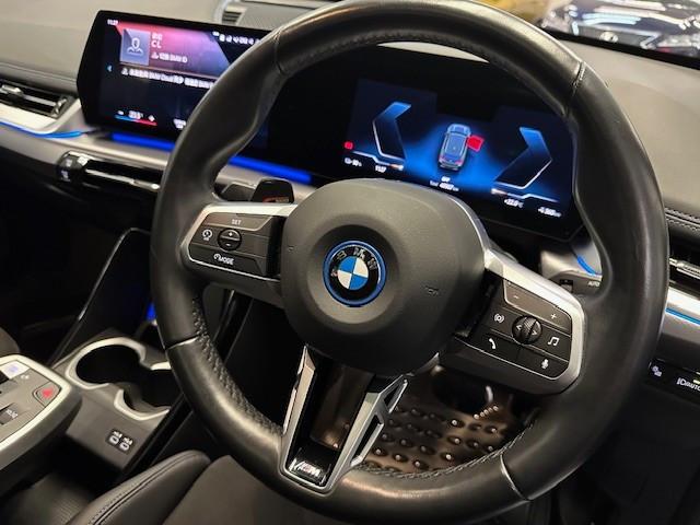 iX1 XDRIVE30 M SPORT EDITION - Image 9