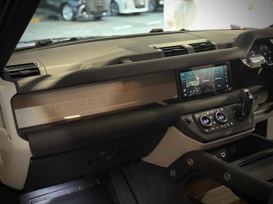 DEFENDER 90 D250 - Image 10
