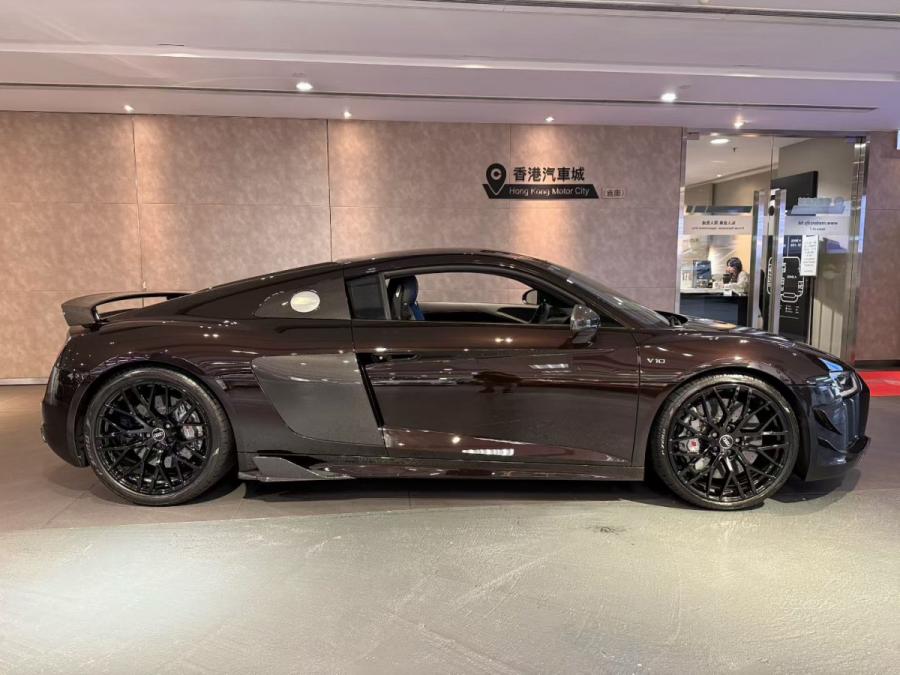 R8 PLUS - Image 2