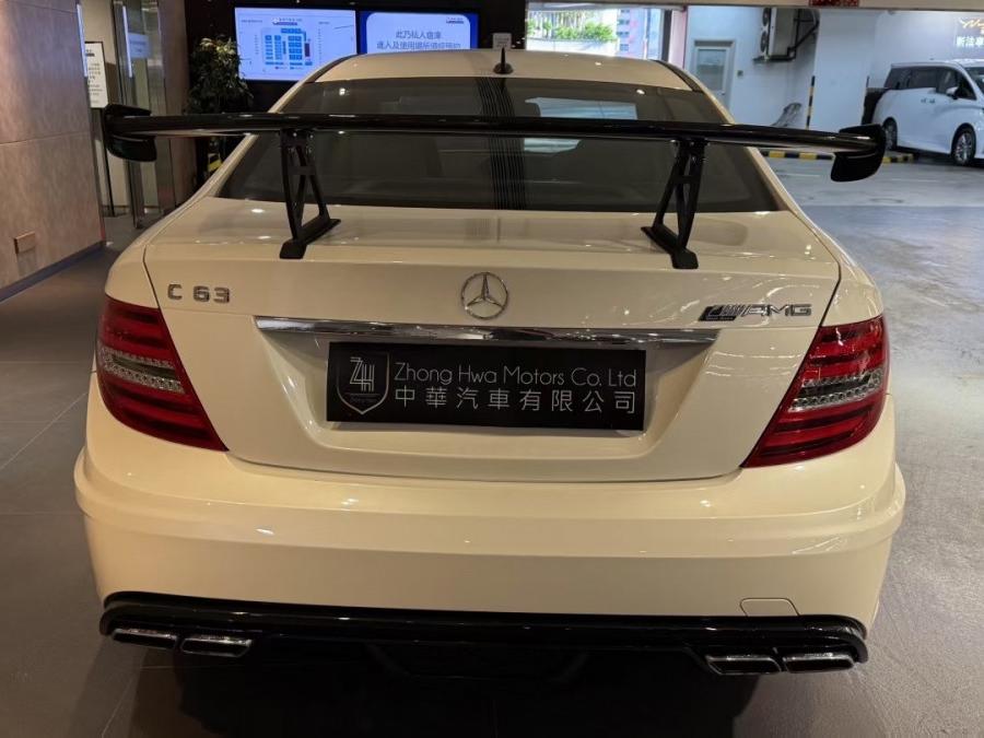 C63 Black Series - Image 4