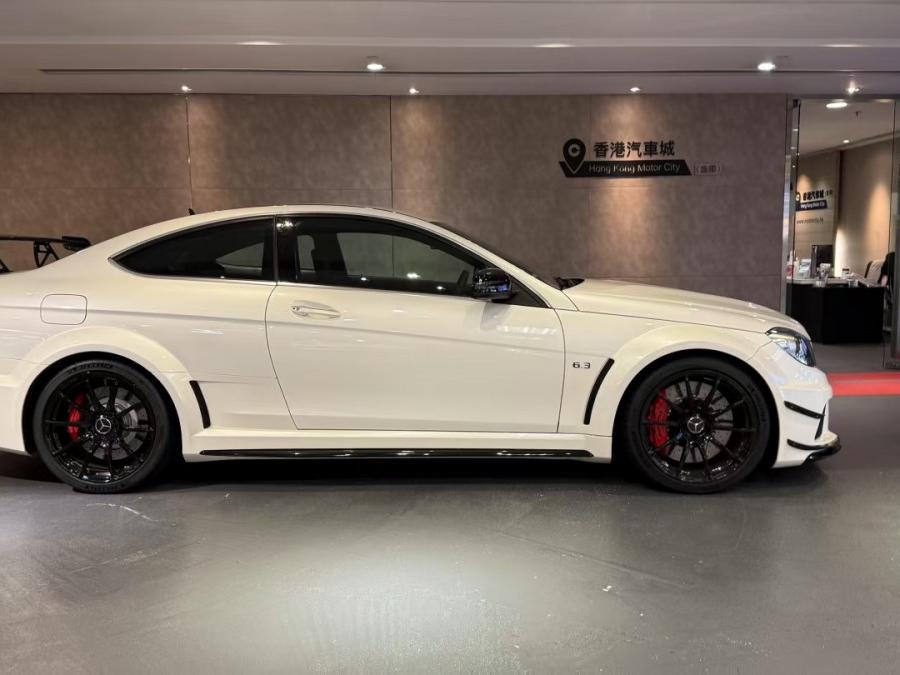 C63 Black Series - Image 2