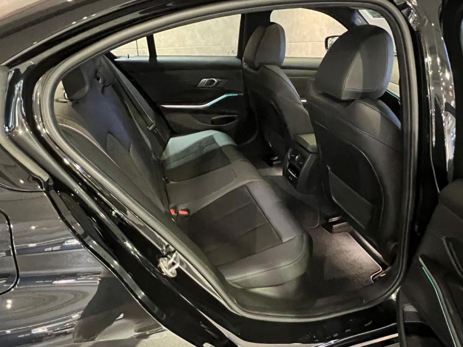 318IA M SPORT - Image 5