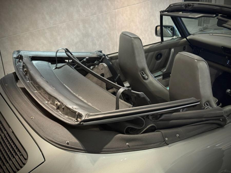 911 930 CARRERA CABRIOLET - Image 9