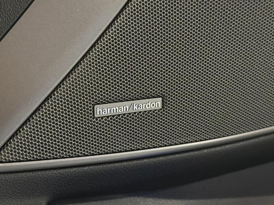 320IA SALOON M SPORT EDITION - Image 15