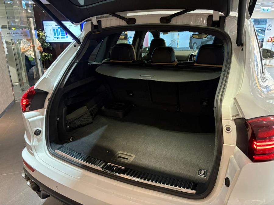 Cayenne S - Image 8
