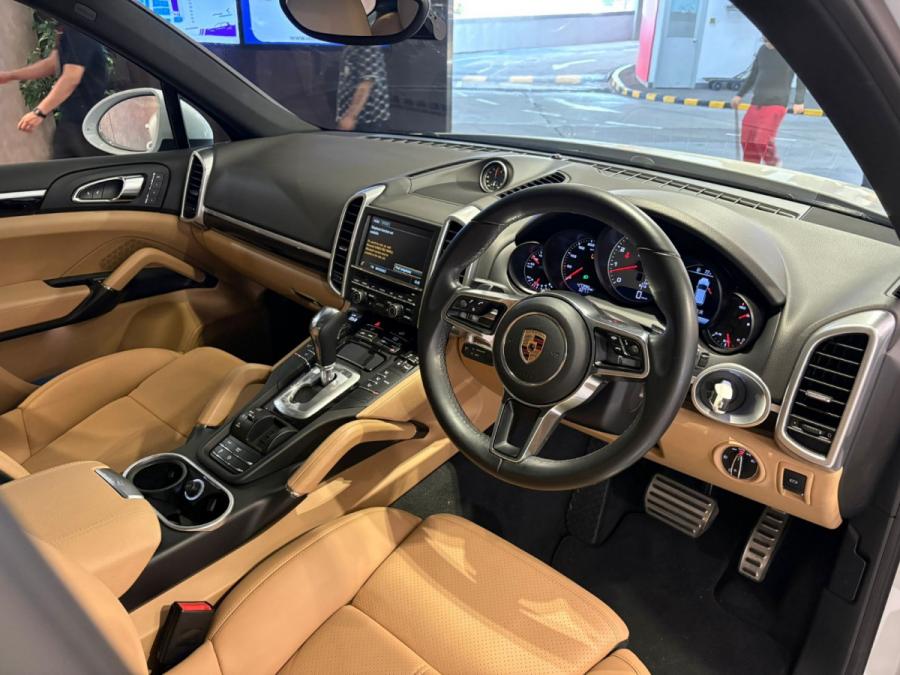 Cayenne S - Image 5