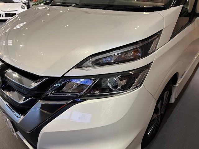 Serena Highway Star VIP S-Hybrid - Image 8