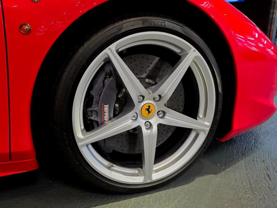 458 ITALIA - Image 7