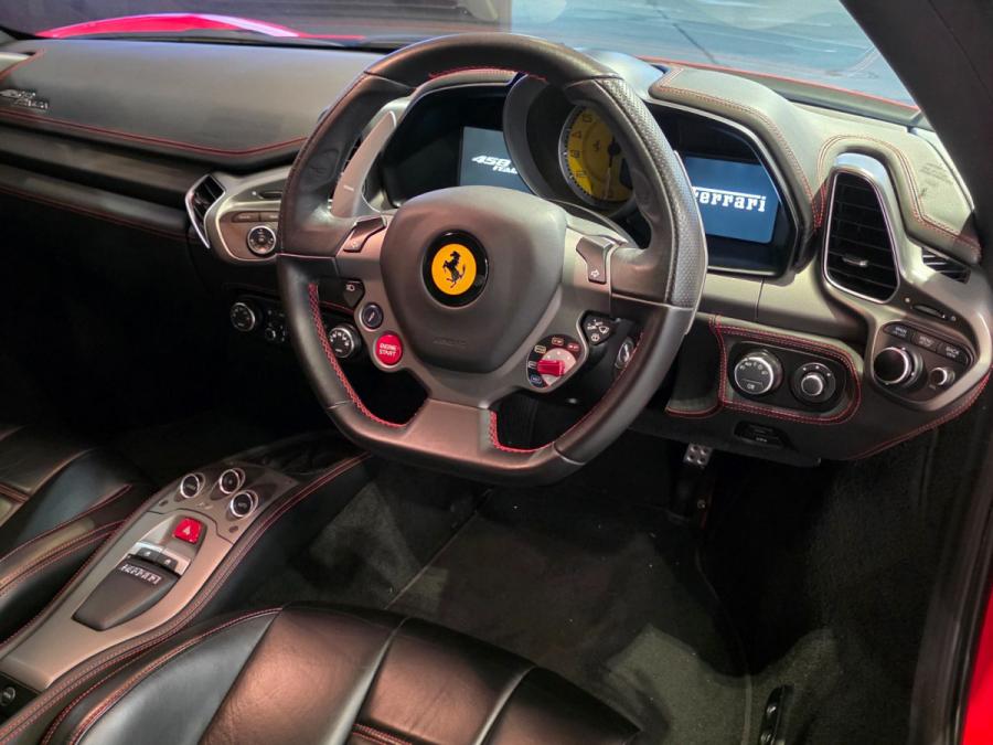 458 ITALIA - Image 4