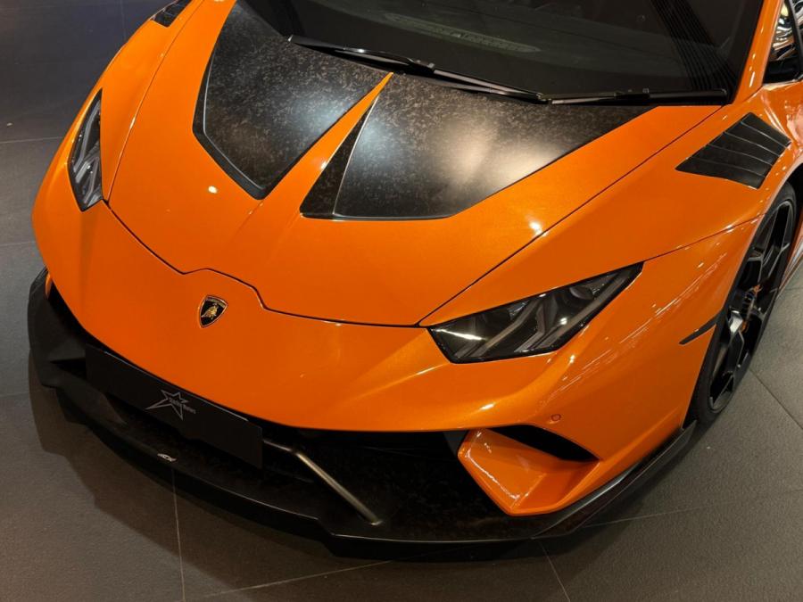 Huracan Performante - Image 5