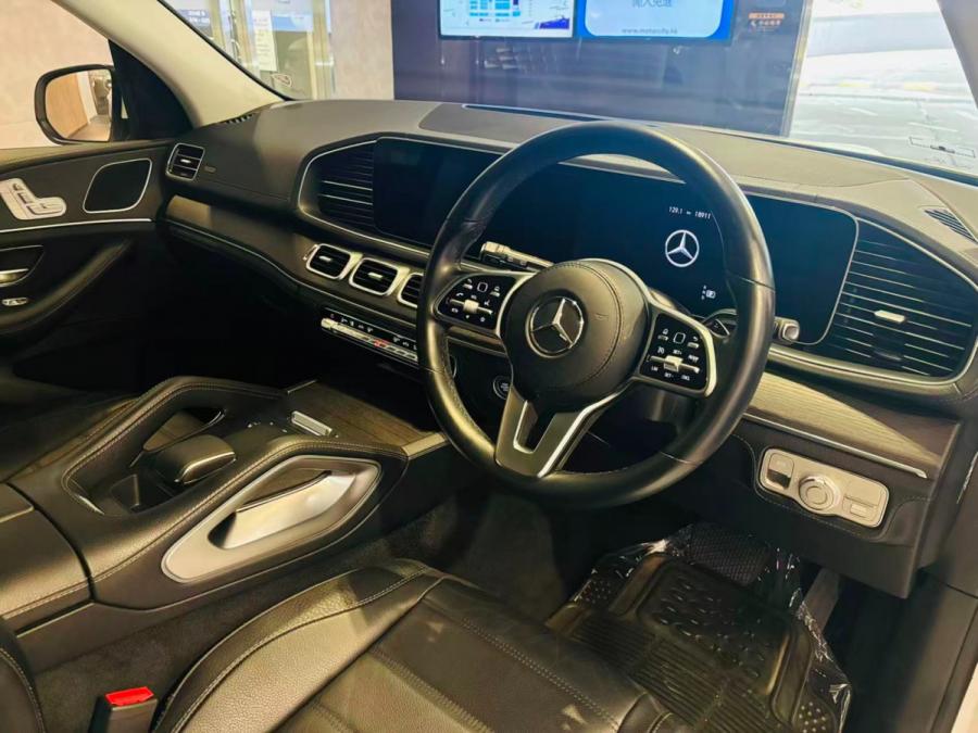 GLE450 4MATIC 7 SEATS - Image 3