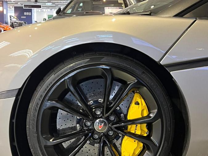 570S SPIDER - Image 5